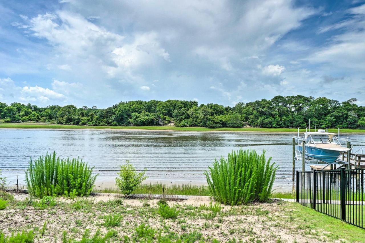 Modern Oak Island Escape 1 Mile To Long Beach! エクステリア 写真