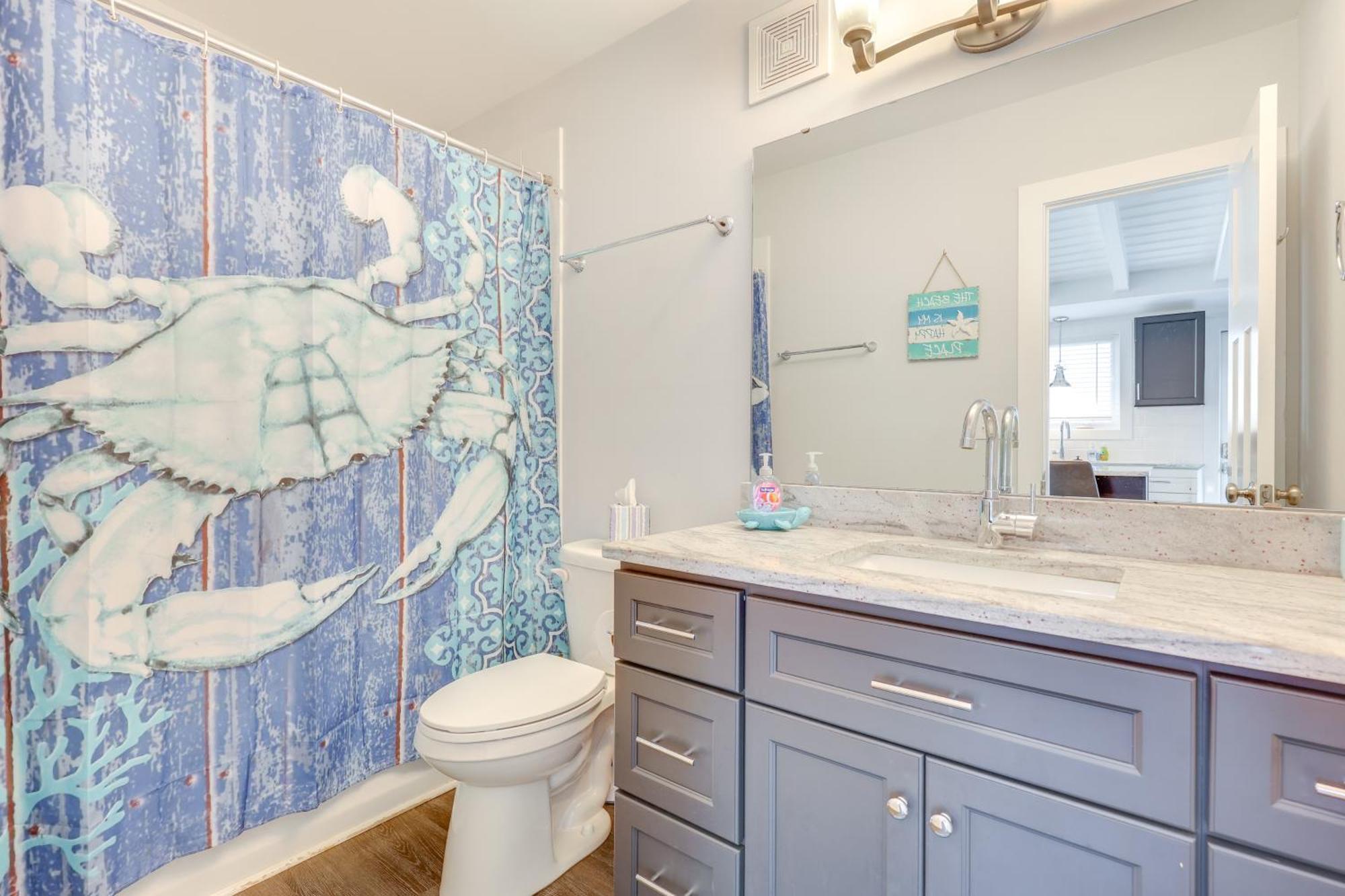 Modern Oak Island Escape 1 Mile To Long Beach! エクステリア 写真