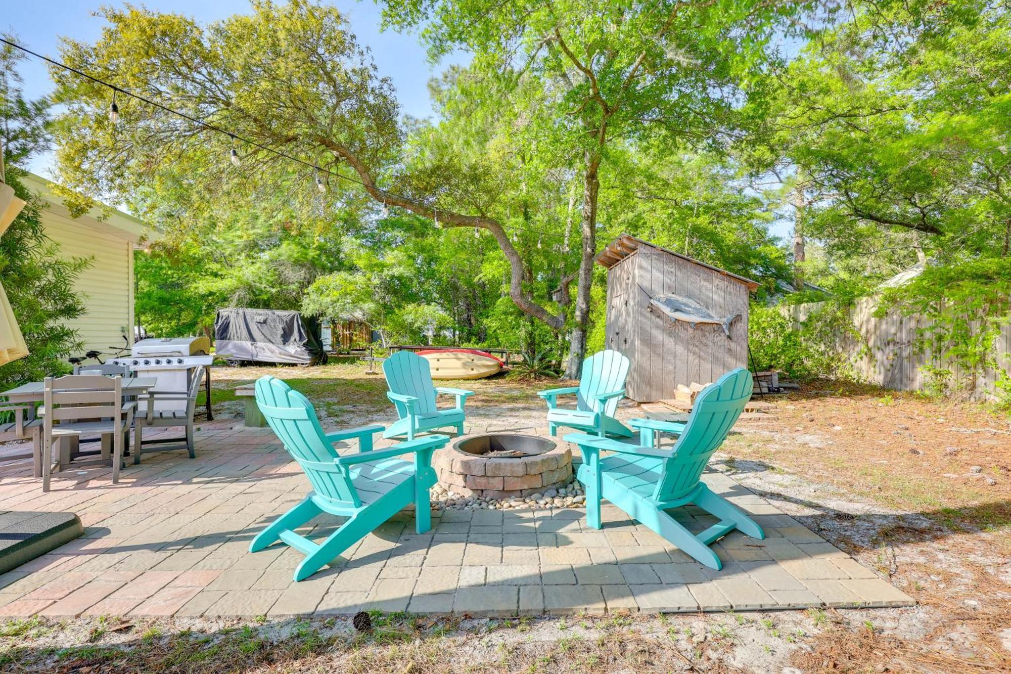 Modern Oak Island Escape 1 Mile To Long Beach! エクステリア 写真