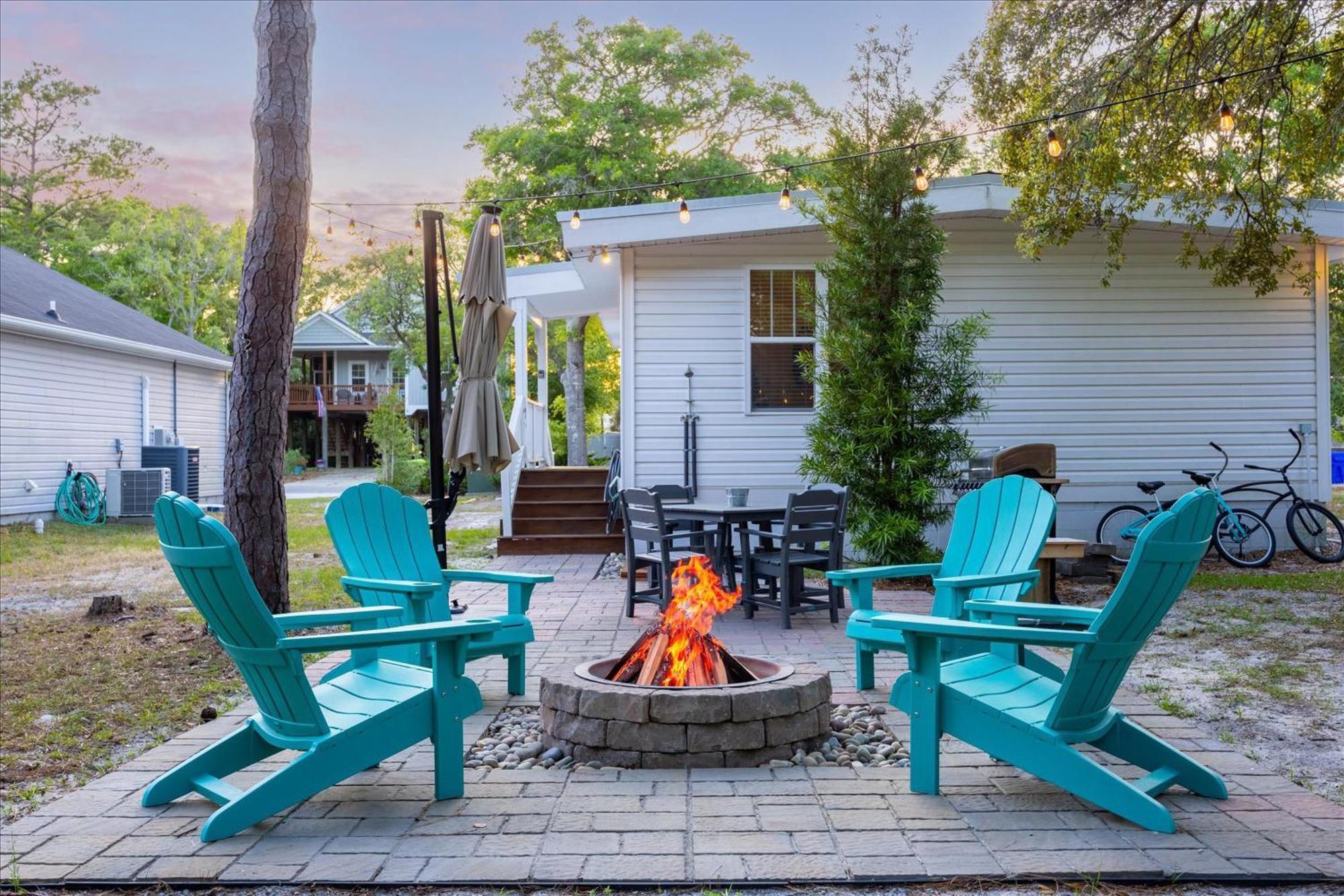 Modern Oak Island Escape 1 Mile To Long Beach! エクステリア 写真